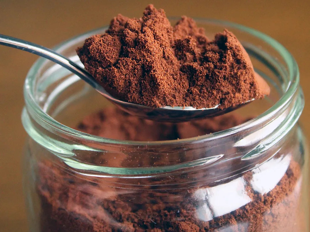 Caffè Macinato Cremoso in un elegante barattolo in Vetro – Miscela Speciale per Moka - 250GR - NOBIS